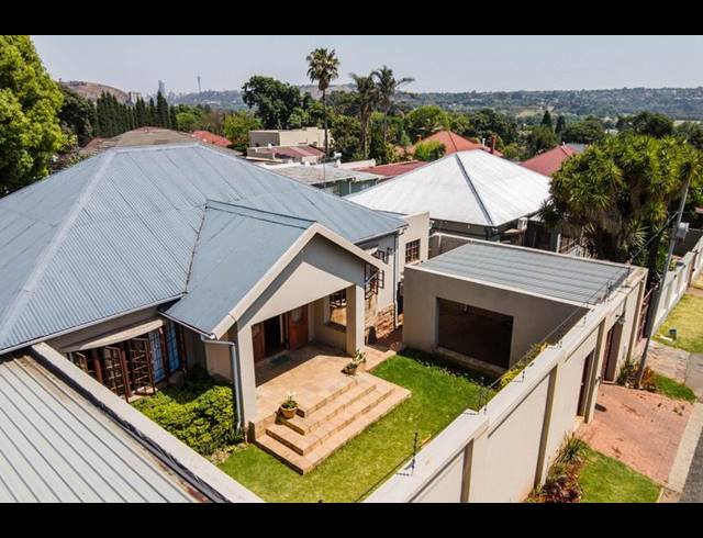 3 BEDROOM HOUSE FOR SALE IN KENSINGTON